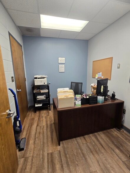 More Photos Of 307 N Green St, Wadesboro Office For Sale