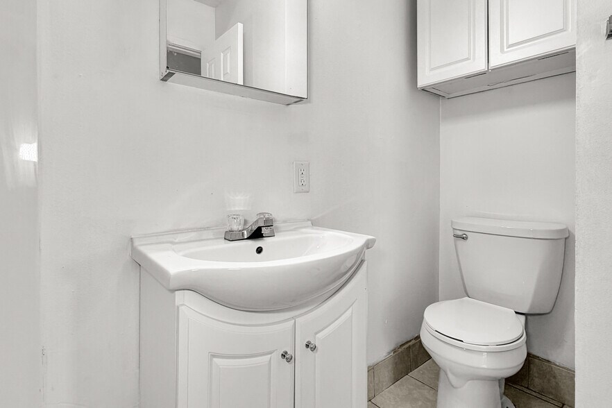 More Photos Of , Ankeny Multifamily For Sale