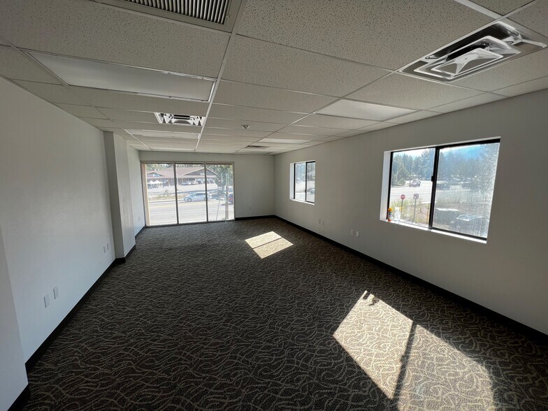 More Photos Of 960 Emerald Bay Rd, South Lake Tahoe Freestanding For Lease