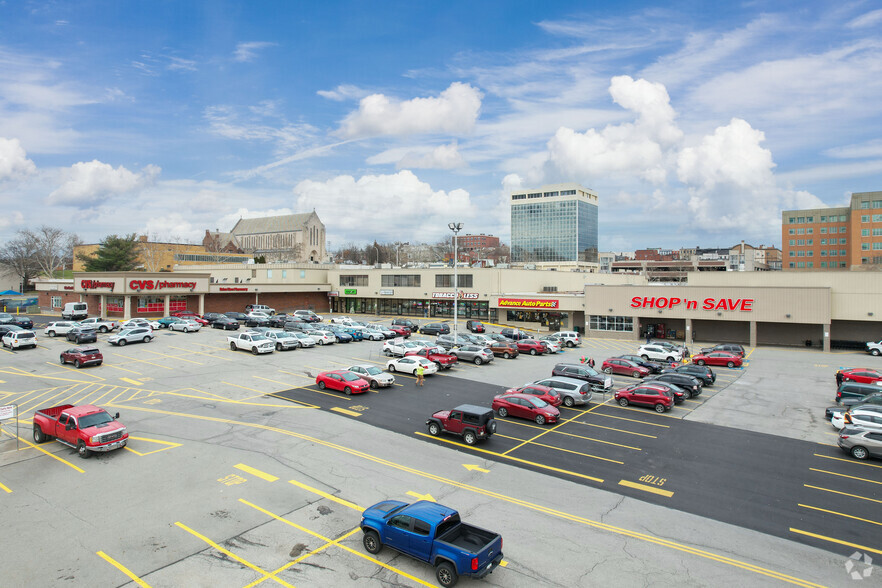 Primary Photo Of 152-244 W Chestnut St, Washington Storefront Retail Office For Lease