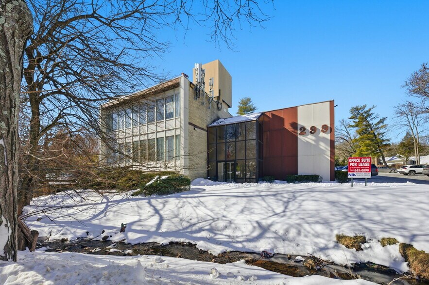 More Photos Of 299 Forest Ave, Paramus Office For Sale