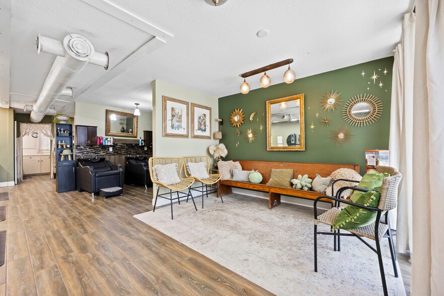 More Photos Of 203 Laurel St, Palatka Office For Sale