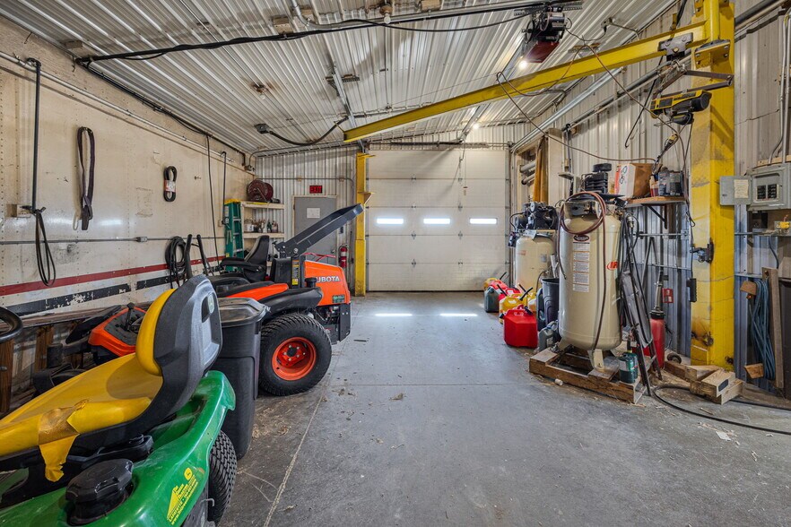 More Photos Of 8796 S US Highway 231, Brookston Specialty For Sale
