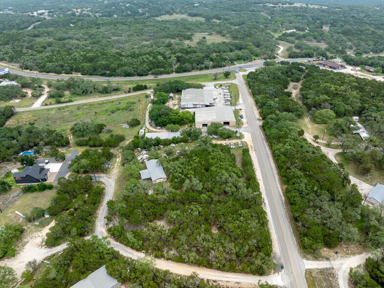 More Photos Of 151 Old Hancock Rd, Canyon Lake Freestanding For Sale