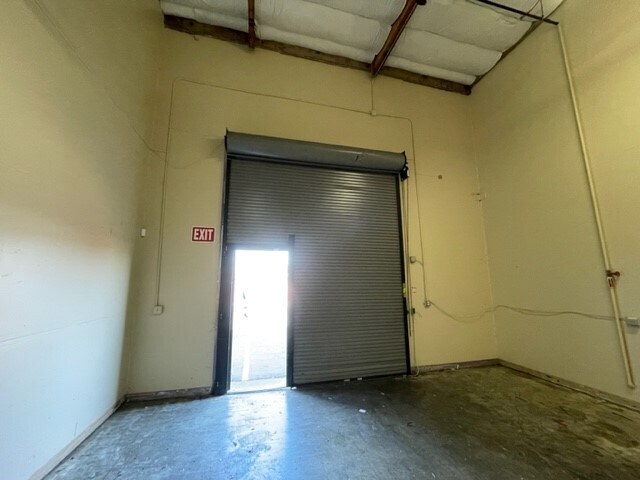 More Photos Of 110 Railroad Ave, Suisun City Flex For Lease