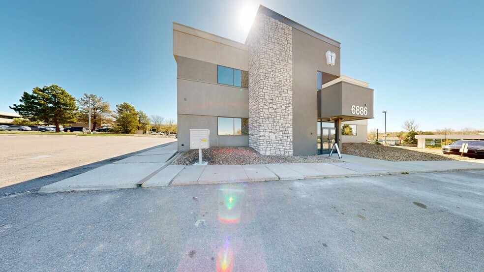 More Photos Of 6886 S Yosemite St, Englewood Medical For Lease