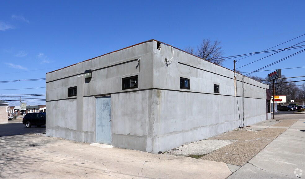 More Photos Of 834 W Browning Rd, Bellmawr Freestanding For Sale