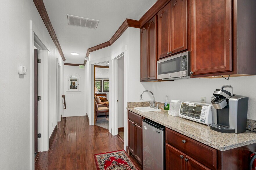 More Photos Of 432 Court St, Reno Office For Sale