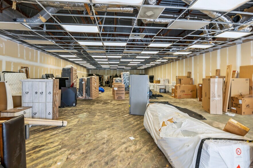 More Photos Of 1247 Burkemont Ave, Morganton Unknown For Lease