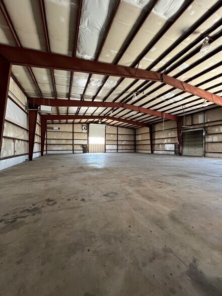 More Photos Of 3901 Groveport Rd, Obetz Warehouse For Lease
