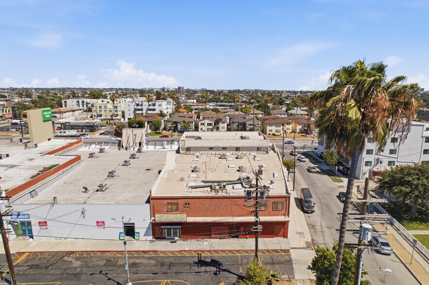 More Photos Of 6949 La Tijera Blvd, Los Angeles General Retail For Lease