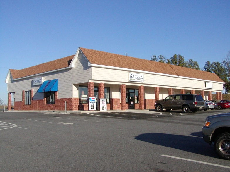 More Photos Of 2455-2467 Eaton Ferry Rd, Littleton Storefront For Lease