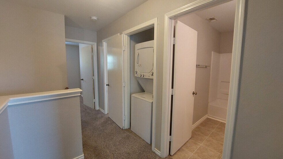 More Photos Of 7810 Kingsbury Wood, San Antonio Multifamily For Sale