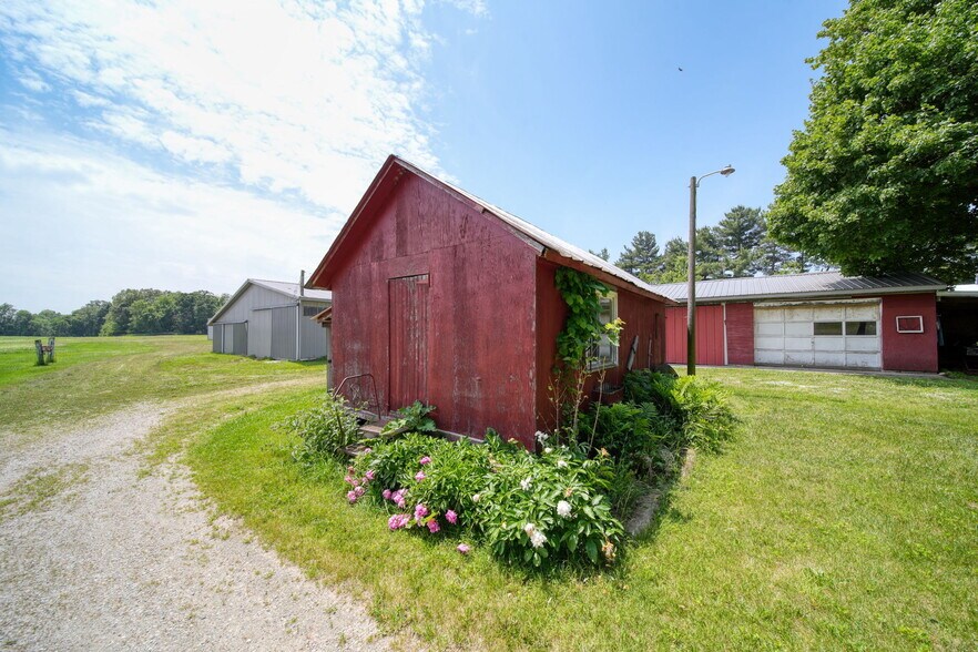 More Photos Of 15379 Howard Rd, Hanover Flex For Sale