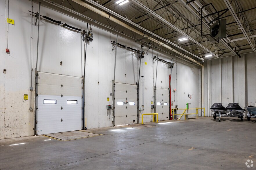 More Photos Of 8200 Ridgefield Rd, Crystal Lake Manufacturing For Sale