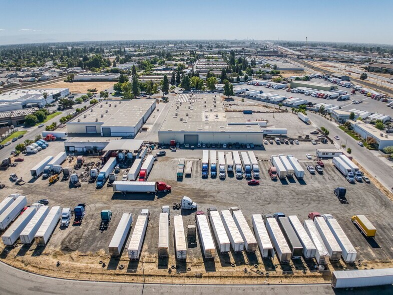 More Photos Of 5333 N Cornelia Ave, Fresno Warehouse For Sale