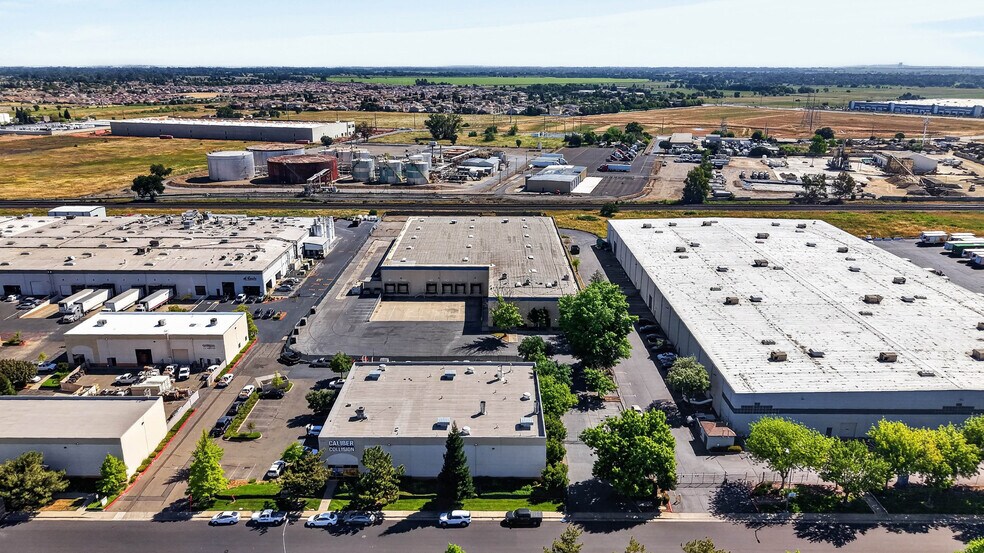 More Photos Of 10149 Iron Rock Way, Elk Grove Warehouse For Sale