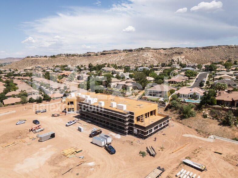 More Photos Of 1575 River Rd, St George Coworking Space