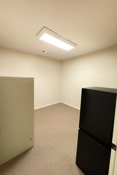 More Photos Of 579 Lakeland East Dr, Flowood Office For Lease