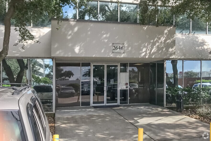 More Photos Of 2646 S Loop W, Houston Office For Sale