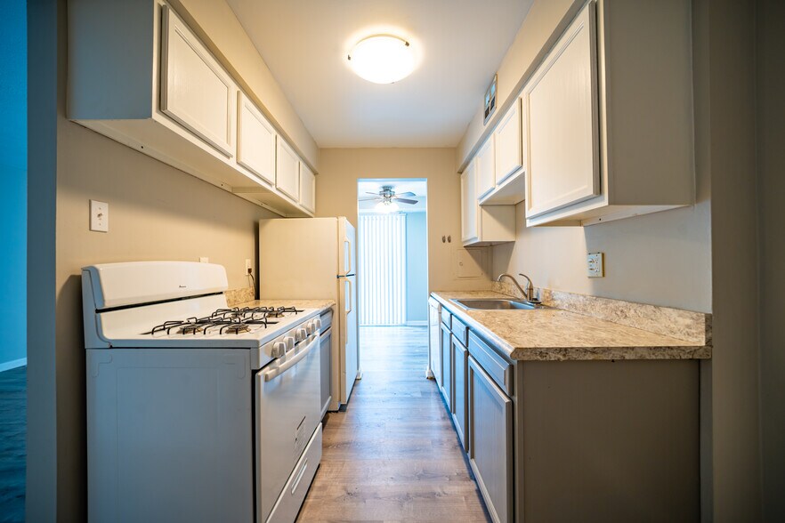 More Photos Of 30901 Lake Shore Blvd, Willowick Multifamily For Sale