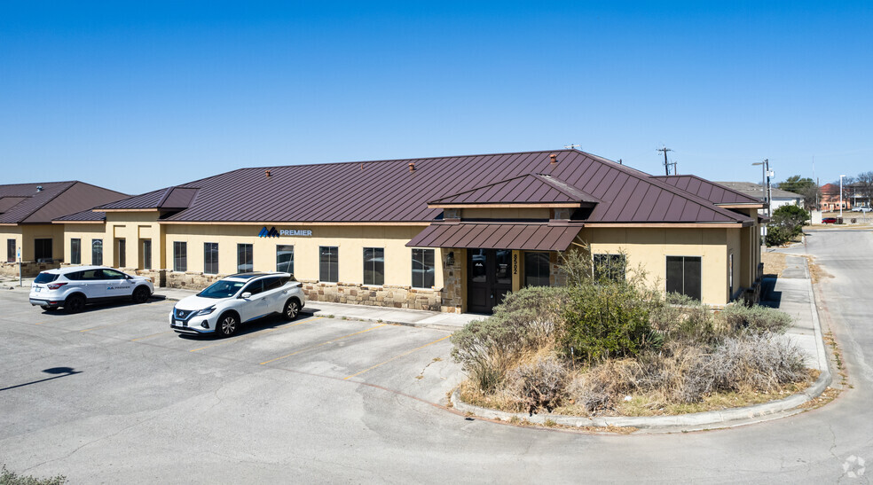 Primary Photo Of 8502 Huebner Rd, San Antonio Medical For Sale