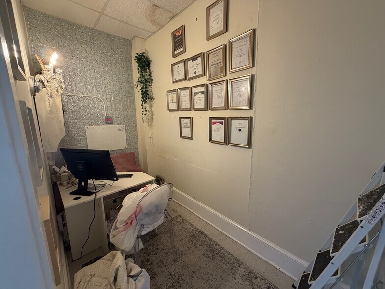 More Photos Of 1222 Main St, Northampton General Retail For Sale