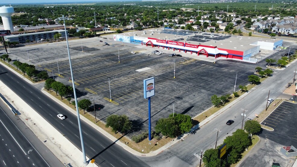 Primary Photo Of 2015 SW Loop 410, San Antonio Freestanding For Sale