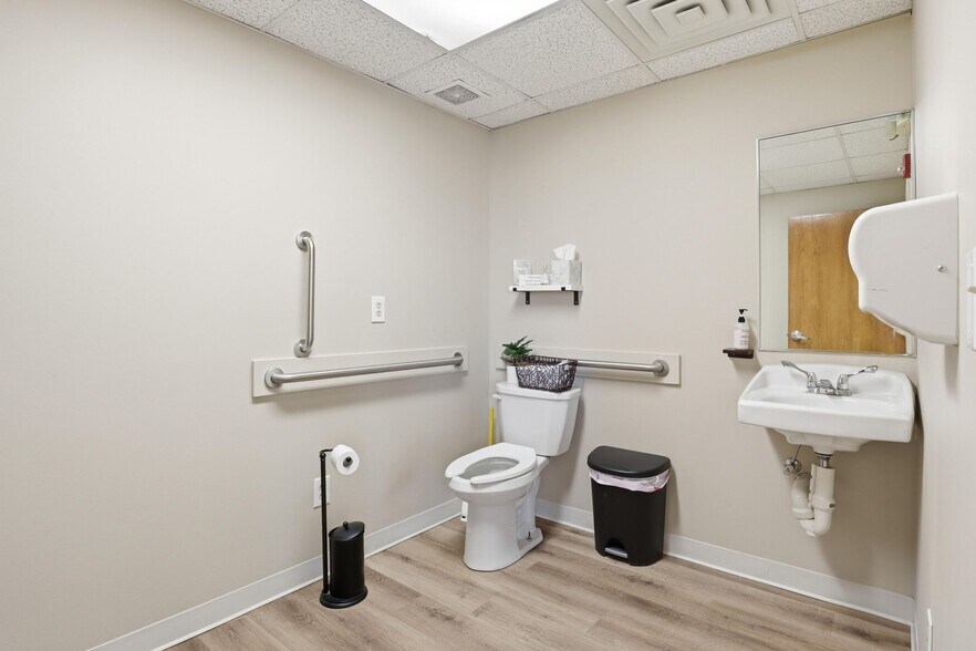 More Photos Of 2250-2300 W Ridge Rd, Greece Medical For Lease