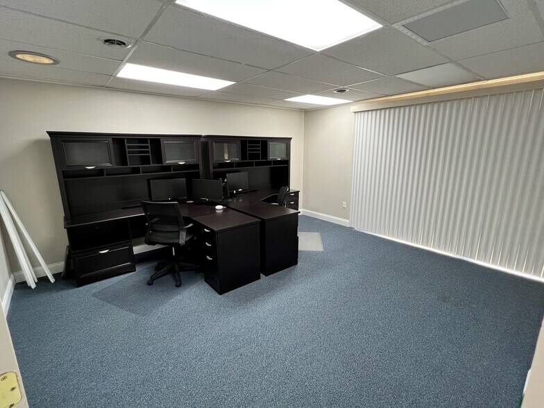 More Photos Of 6735-6765 Land O Lakes Blvd, Land O' Lakes Storefront For Lease