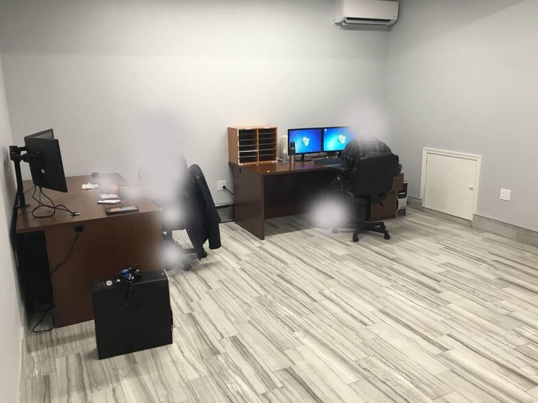 More Photos Of 182 Vermont Ave, Staten Island Light Distribution For Lease