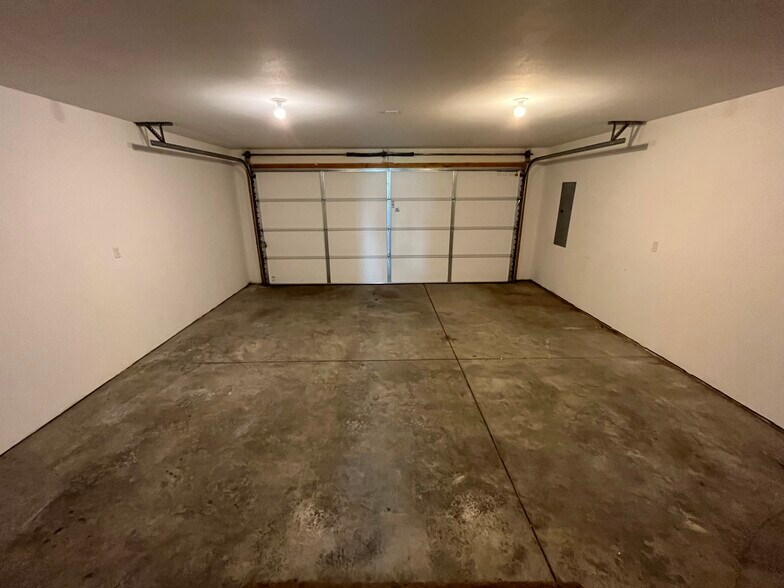 More Photos Of 308-318 W 3rd St, Cheney Apartments For Sale