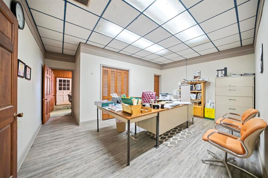 More Photos Of 1305 Seaton Ave, Greenup Warehouse For Sale