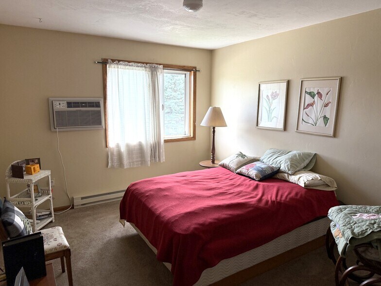 More Photos Of 34 E Paine St, Kiel Apartments For Sale