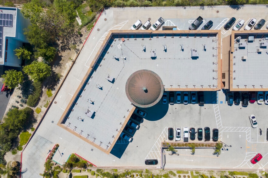 More Photos Of 4253 Oceanside Blvd, Oceanside Unknown For Lease