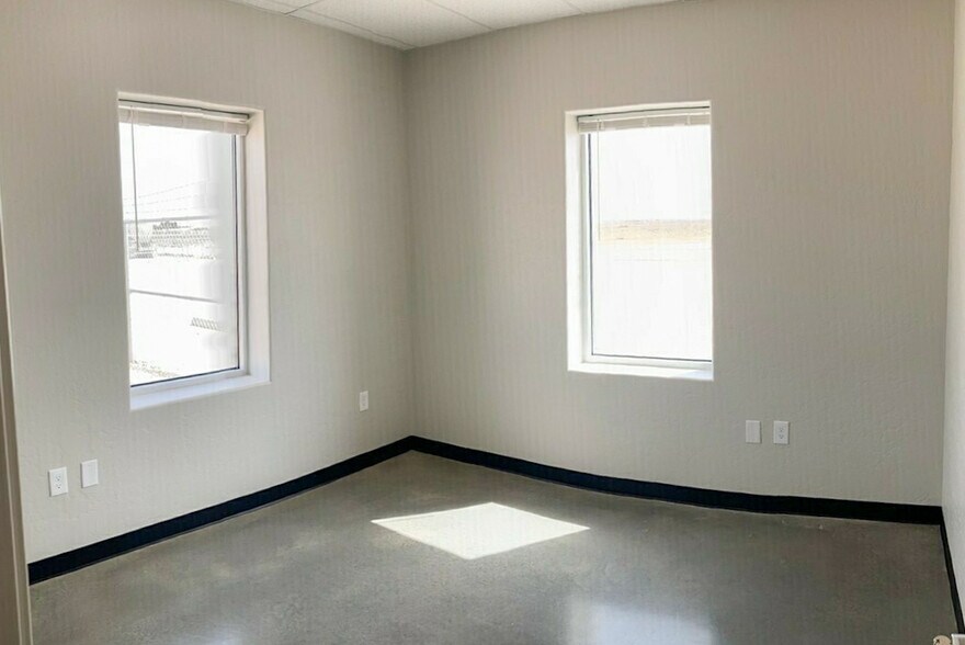 More Photos Of 3377 Sotol Way, Pecos Warehouse For Lease