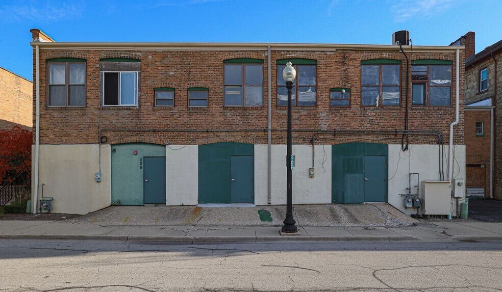 More Photos Of 208-212 Main St, West Chicago General Retail For Sale