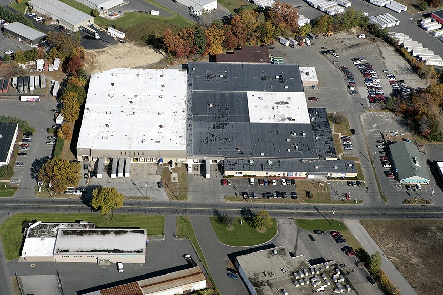 More Photos Of 570 Cottage St, Springfield Warehouse For Lease