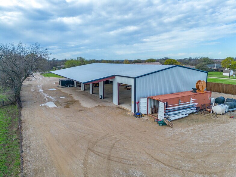 More Photos Of 1650 Staree Ln, Saginaw Light Manufacturing For Sale
