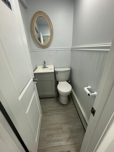 More Photos Of 440 Ridge Rd, Lyndhurst Apartments For Lease