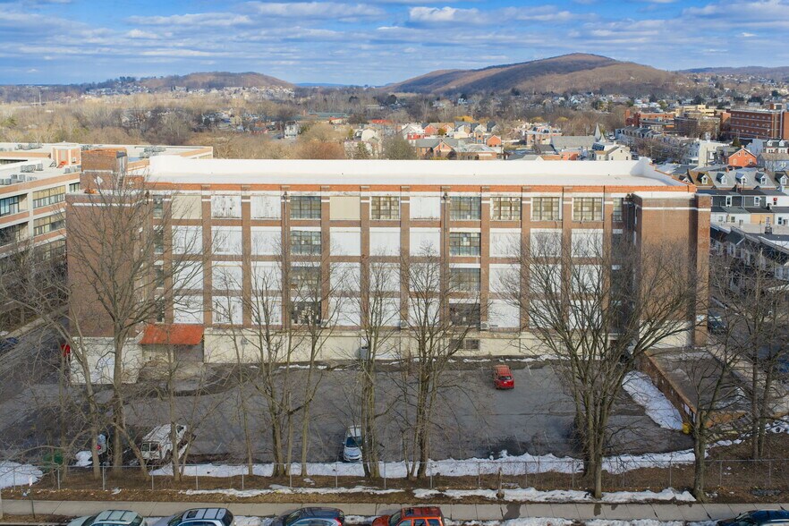 More Photos Of 747-763 Pittston St, Allentown Warehouse For Sale