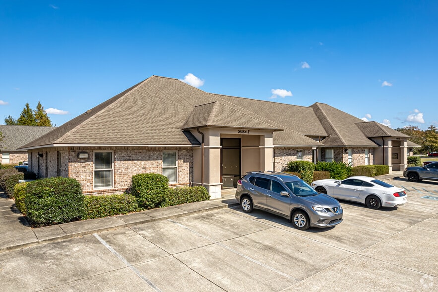 Primary Photo Of 3888 S Sherwood Forest Blvd, Baton Rouge Office For Lease