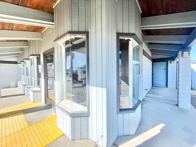 More Photos Of 120 Sunrise Ave, Roseville Freestanding For Lease