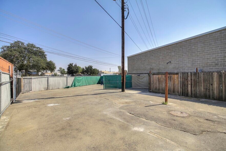 More Photos Of 2265 Sunrise Blvd, Gold River Auto Repair For Lease