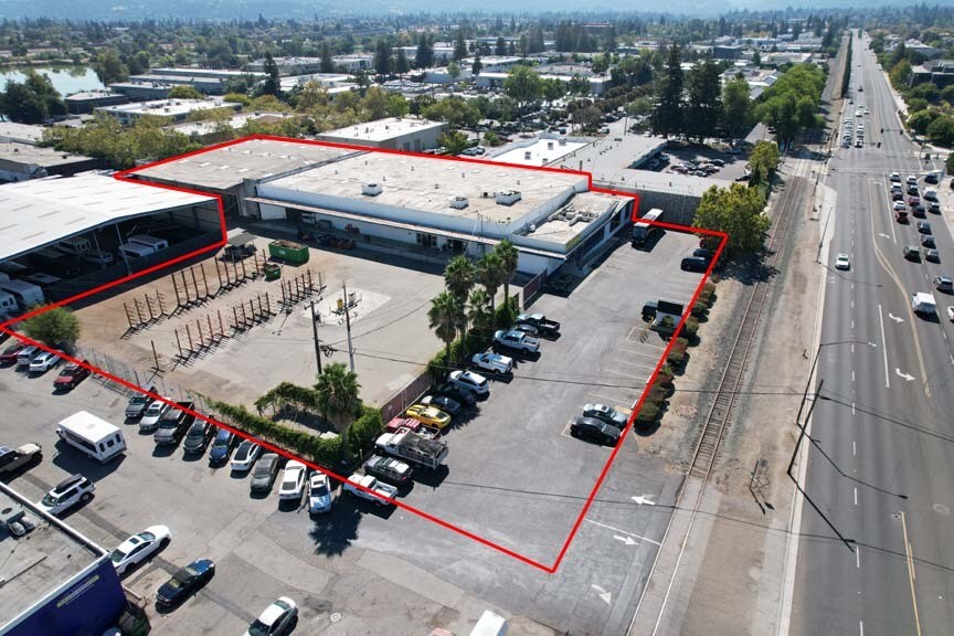 Primary Photo Of 3000 Winchester Blvd, Campbell Service For Lease