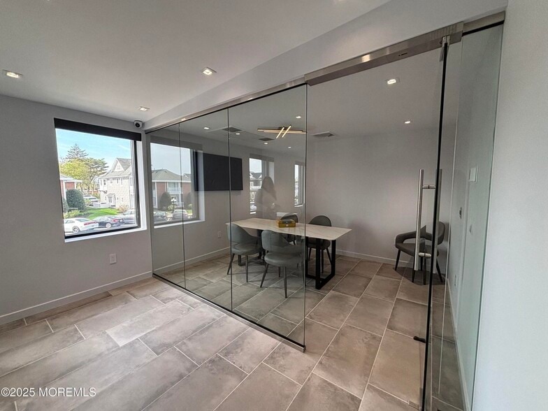 More Photos Of 519 Washington Blvd, Sea Girt Storefront Retail Office For Lease