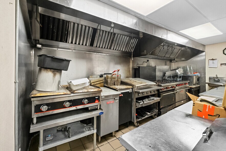 More Photos Of 12483 Lodge Dr, Garfield Lodge Meeting Hall For Lease