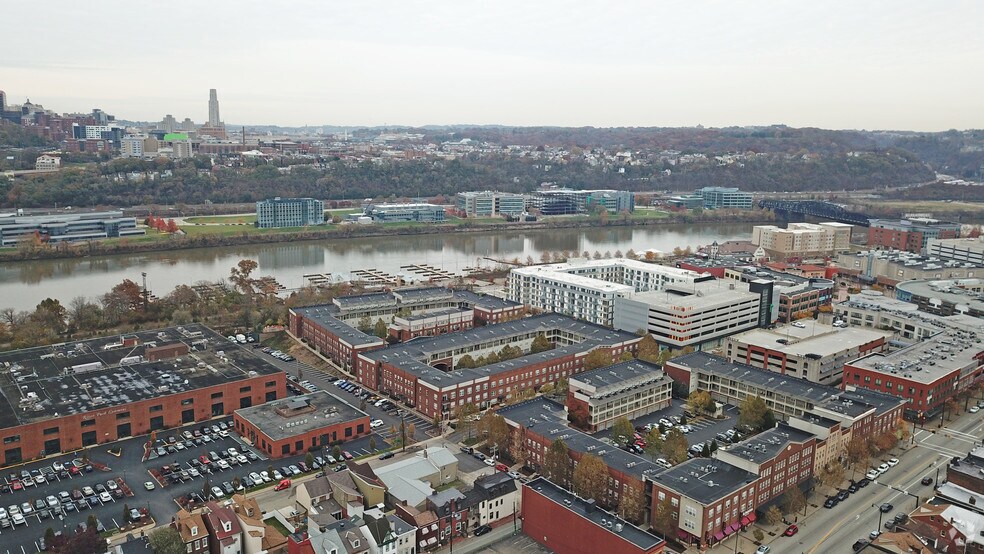 More Photos Of 2501-2557 E Carson St, Pittsburgh Apartments For Lease