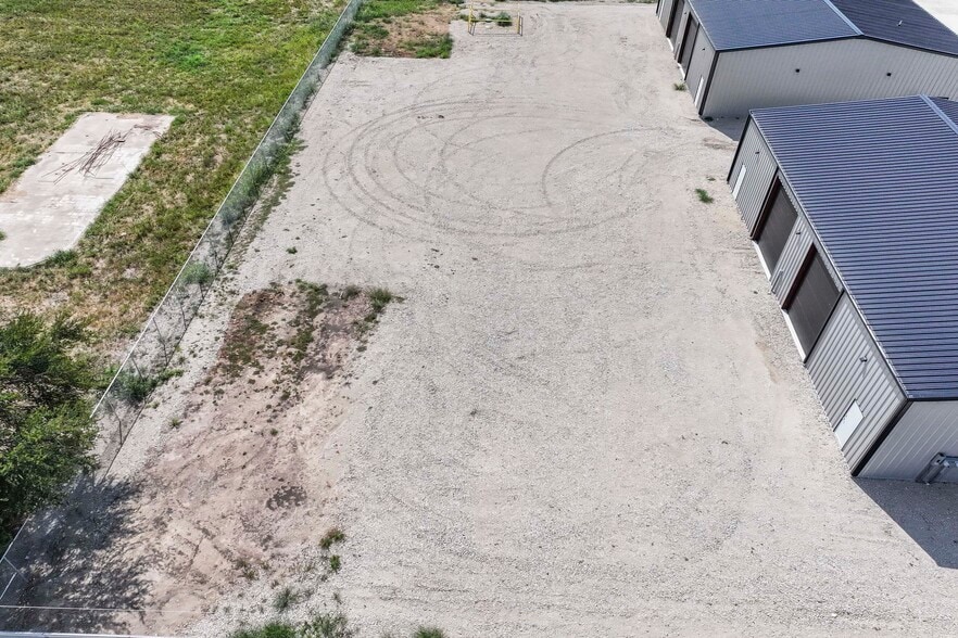 More Photos Of 2036 Seaborn Road Building 3 Suite A, Ponder Warehouse For Lease