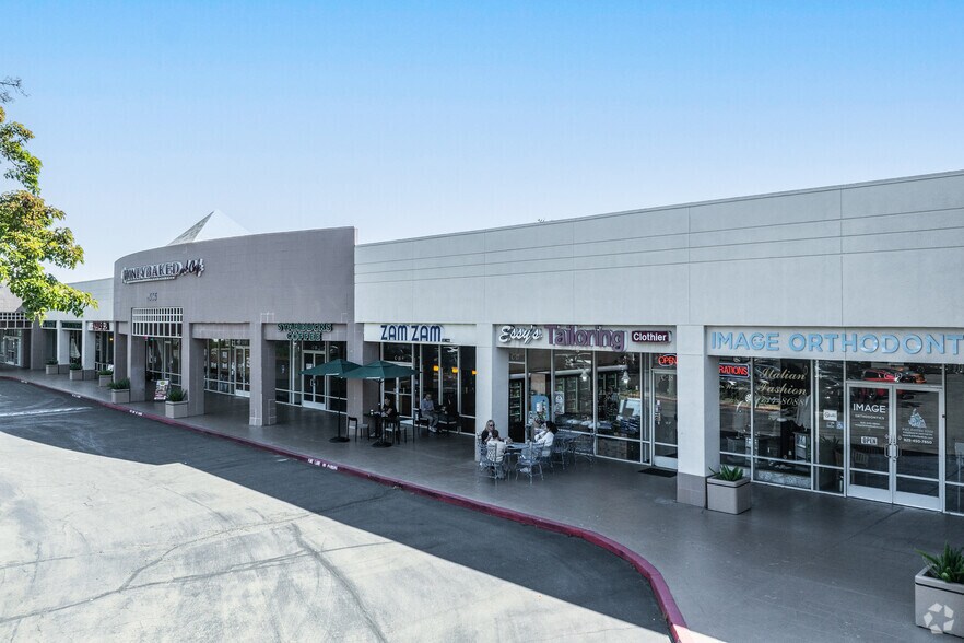 Primary Photo Of 4555 Hopyard Rd, Pleasanton Freestanding For Lease